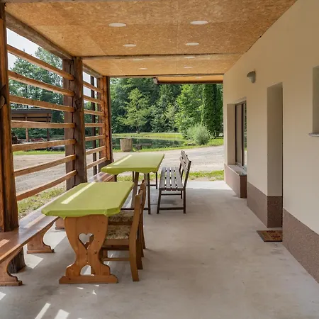 Ribnik Stari Trg Apartment Lesicno Exterior photo
