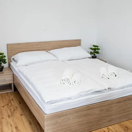Ribnik Stari Trg Apartment Lesicno Room photo