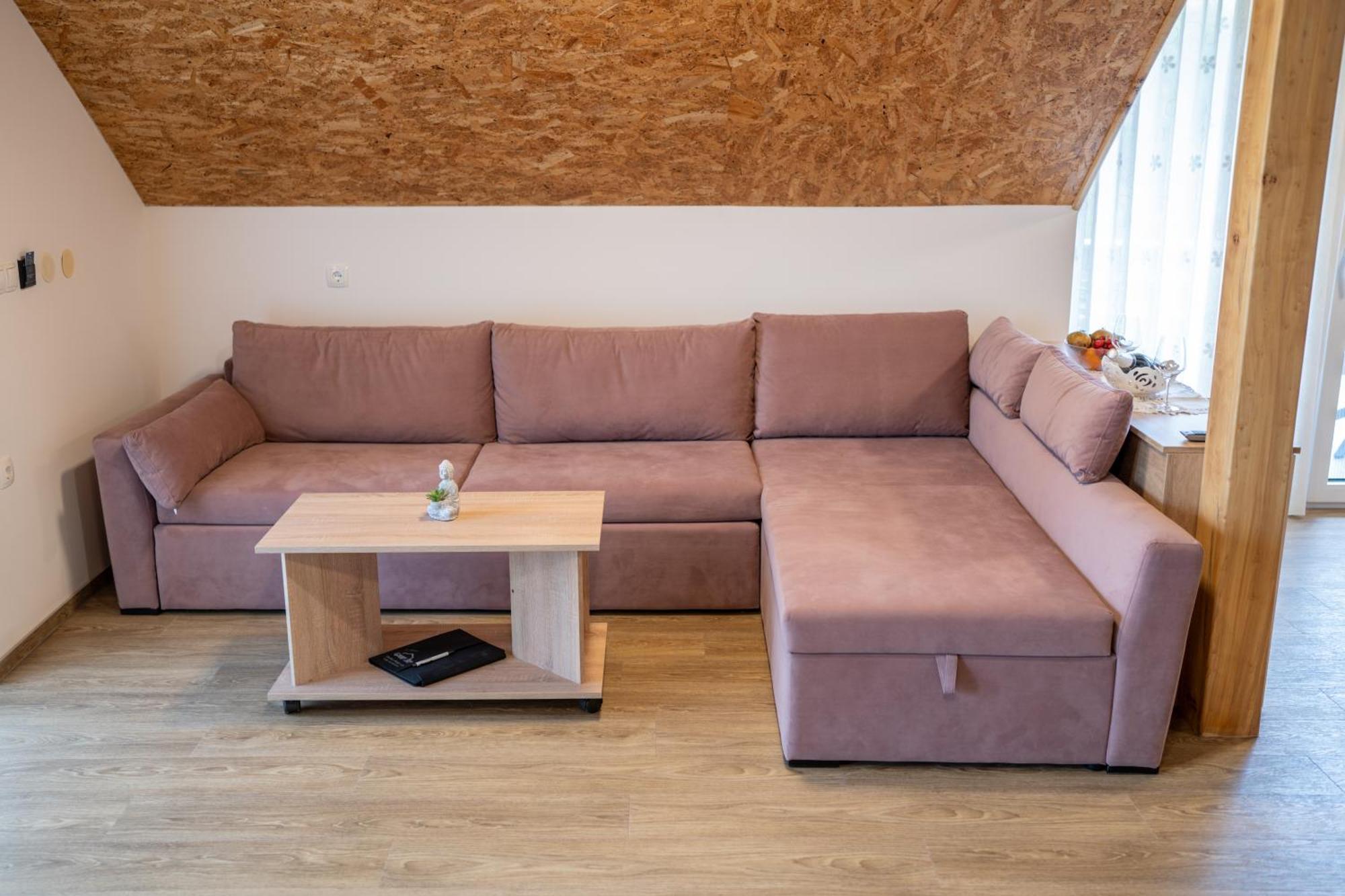 Apartment Ribnik Stari Trg Lesicno